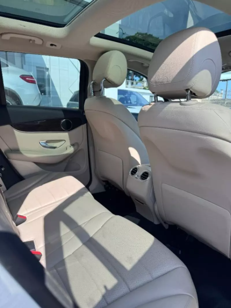 Mercedes-Benz GLC 300   - 2016