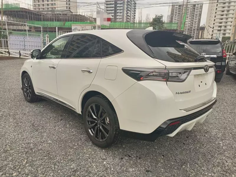 TOYOTA Harrier GR   - 2019