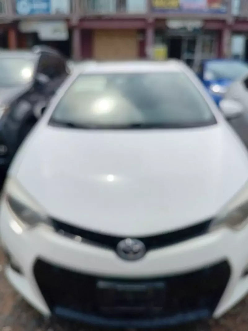 Toyota Corolla   - 2016