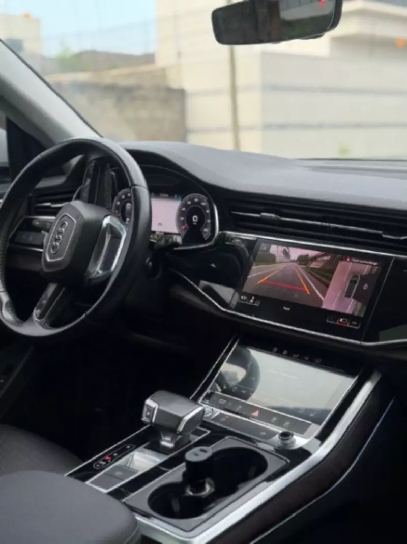 Audi Q8   - 2020