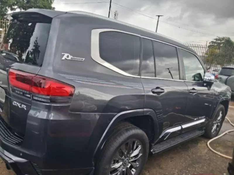 TOYOTA Land Cruiser - 2021