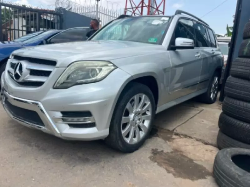 Mercedes-Benz GLK 350 - 2012