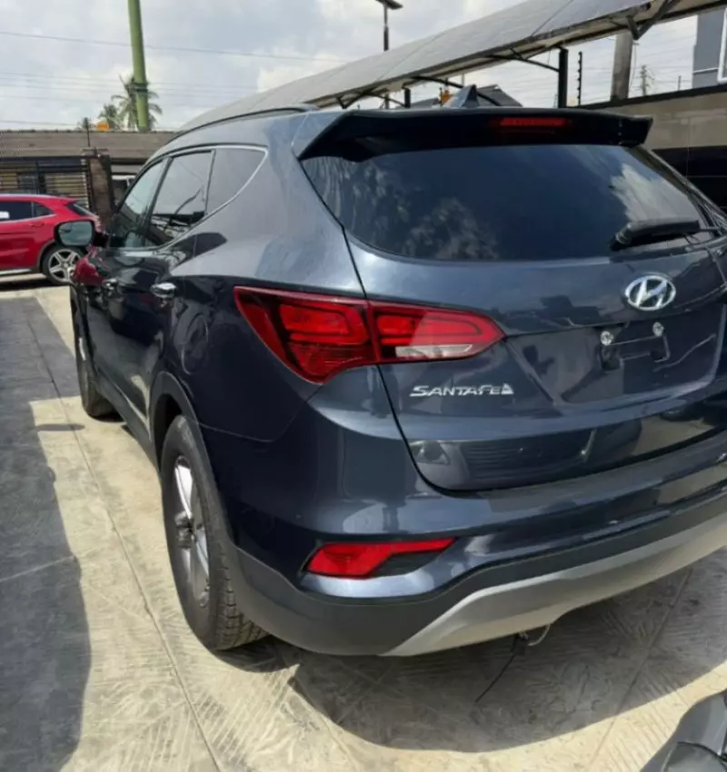 Hyundai Santa Fe Sport   - 2017