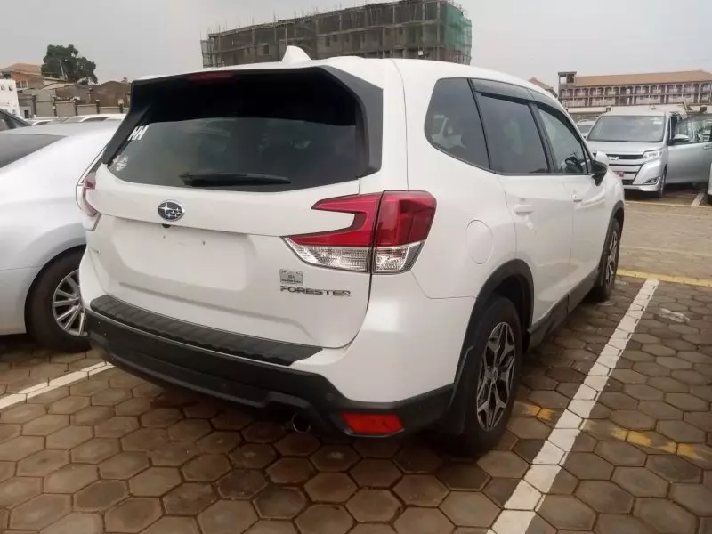 Subaru Forester   - 2018