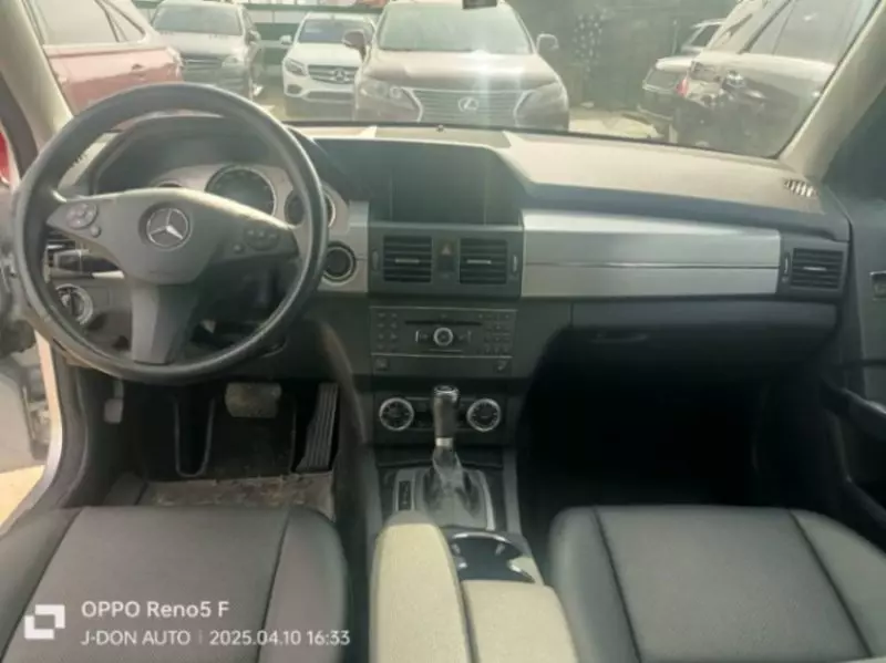 Mercedes-Benz GLK 350   - 2010