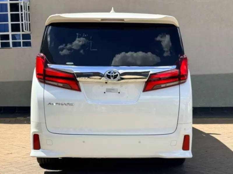 TOYOTA Alphard   - 2019