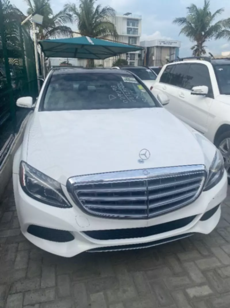 Mercedes-Benz C-Class   - 2015