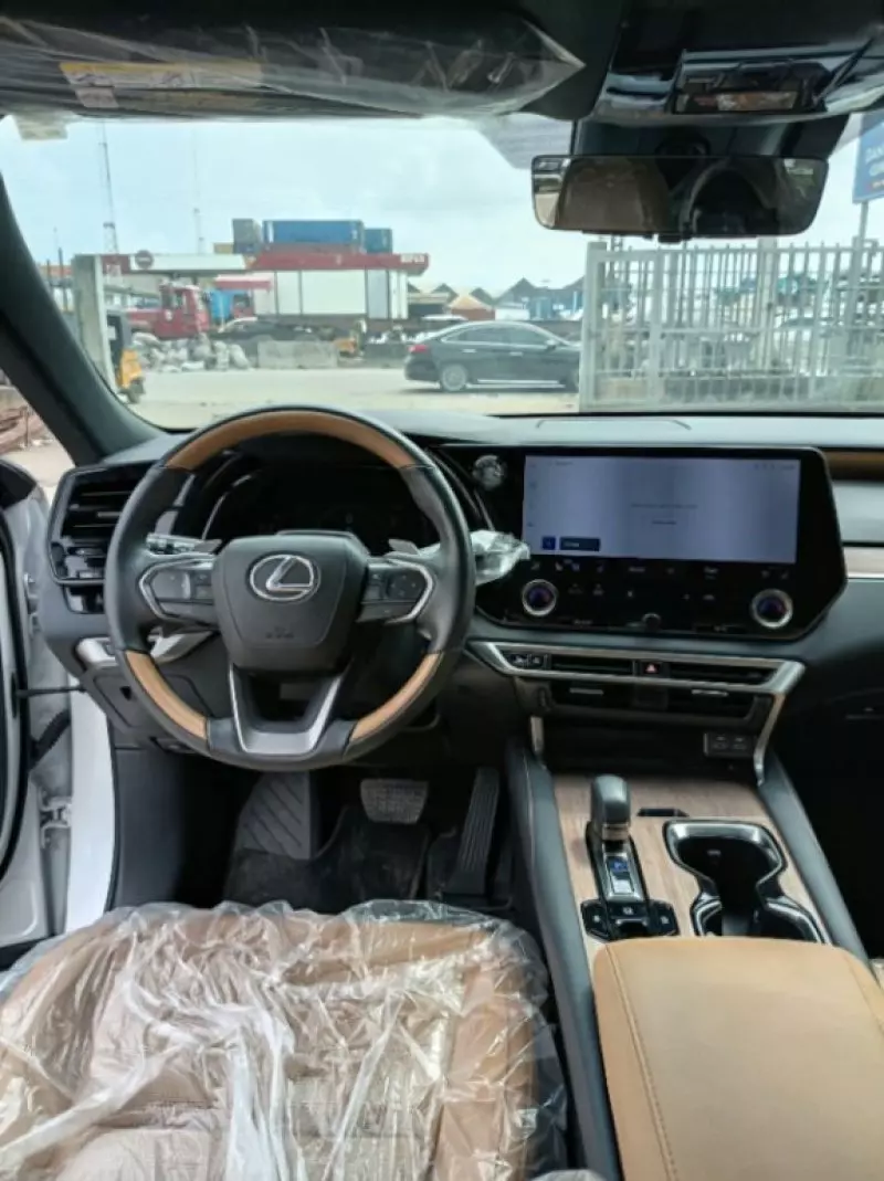 Lexus RX 350   - 2024
