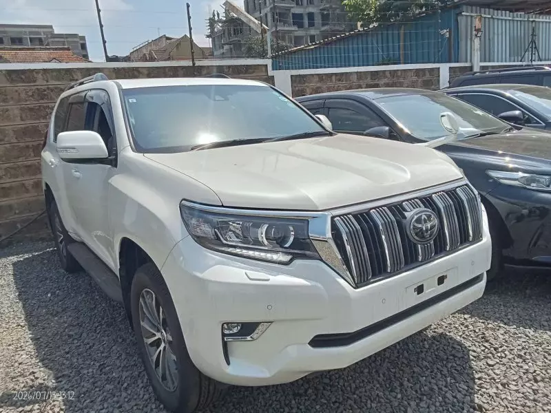 TOYOTA Landcruiser Prado   - 2019