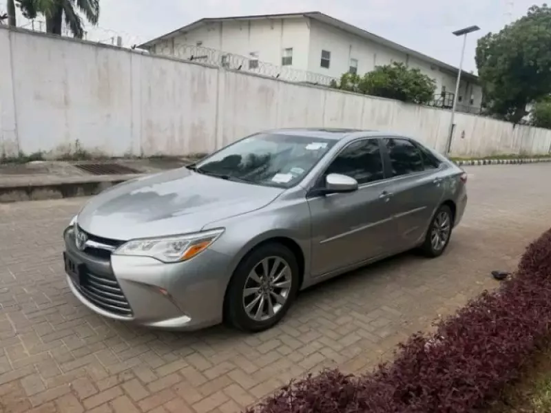 TOYOTA Camry   - 2016