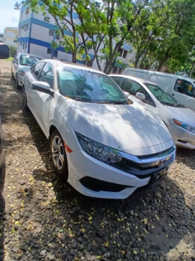 Honda Civic   - 2017