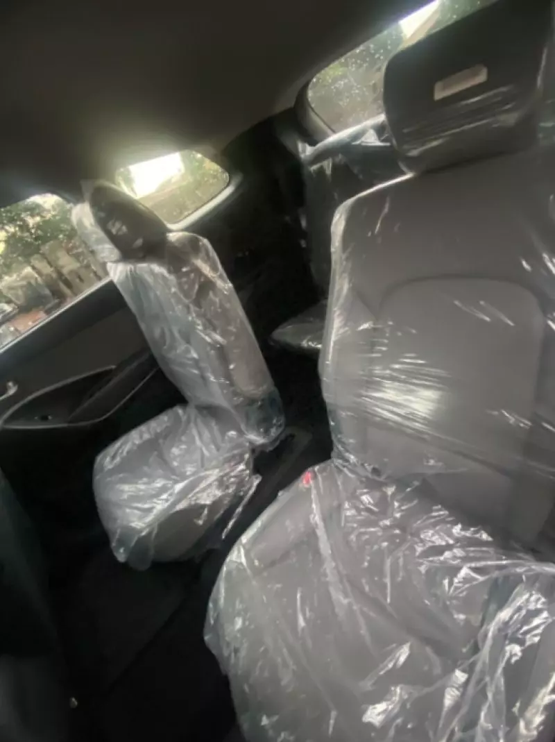 Hyundai Santa Fe   - 2013