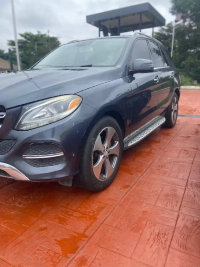 Mercedes-Benz GLE 350   - 2016