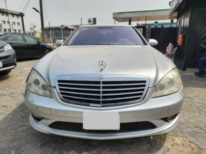 Mercedes-Benz S-Class   - 2007