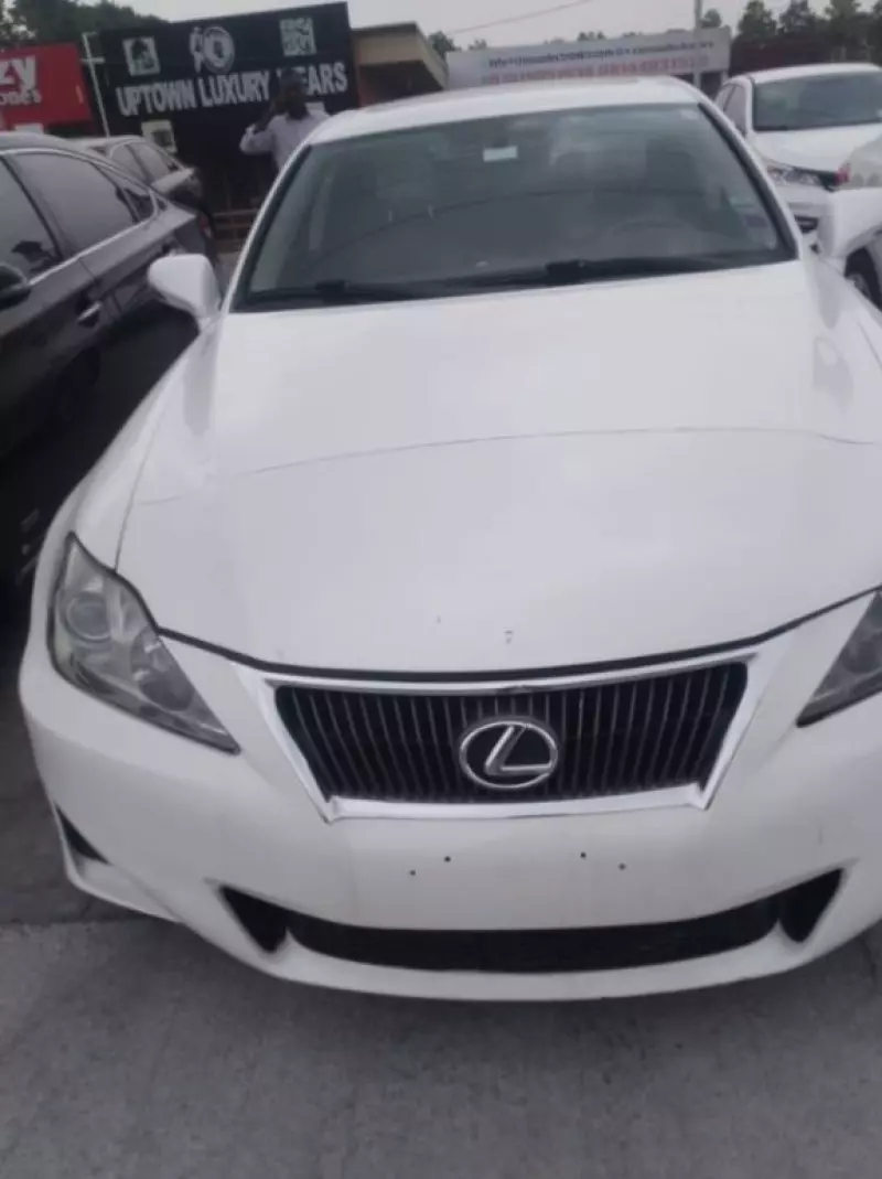 Lexus IS 250   - 2011