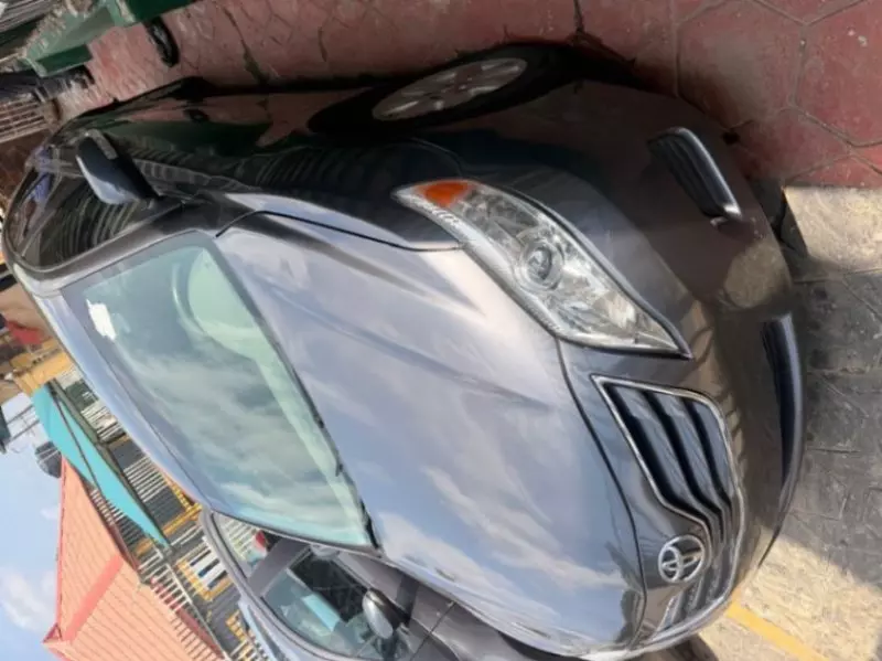 TOYOTA Camry   - 2011