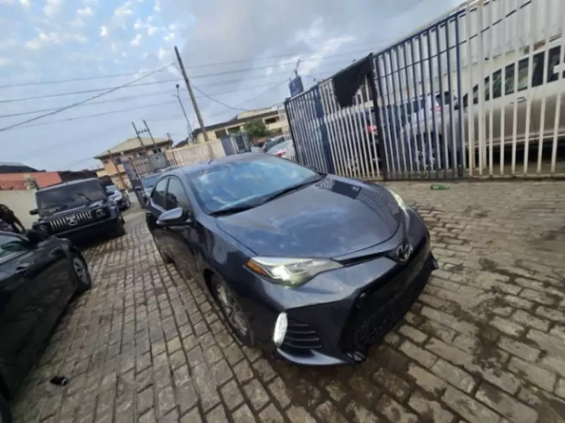 TOYOTA Corolla   - 2014