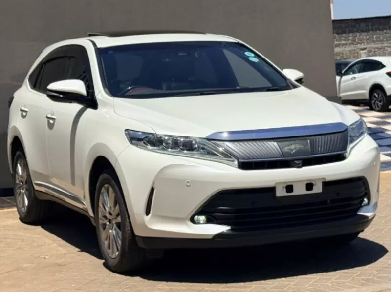 Toyota Harrier   - 2019