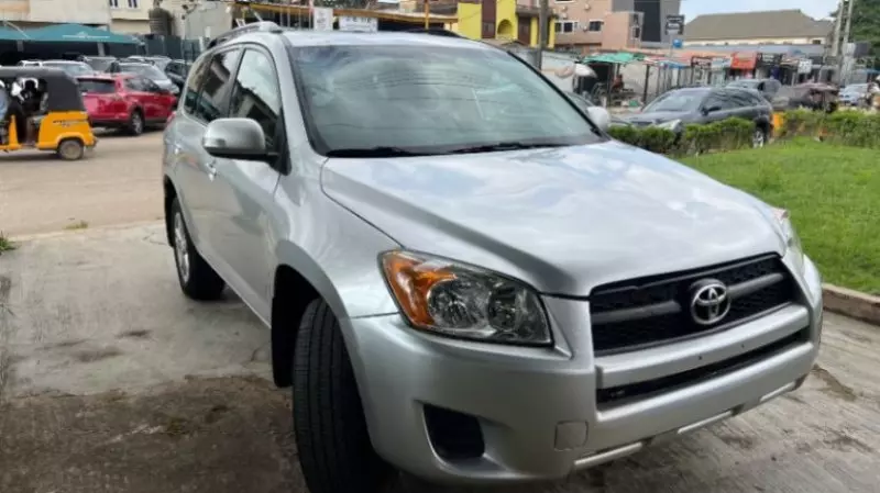 TOYOTA RAV 4 - 2012