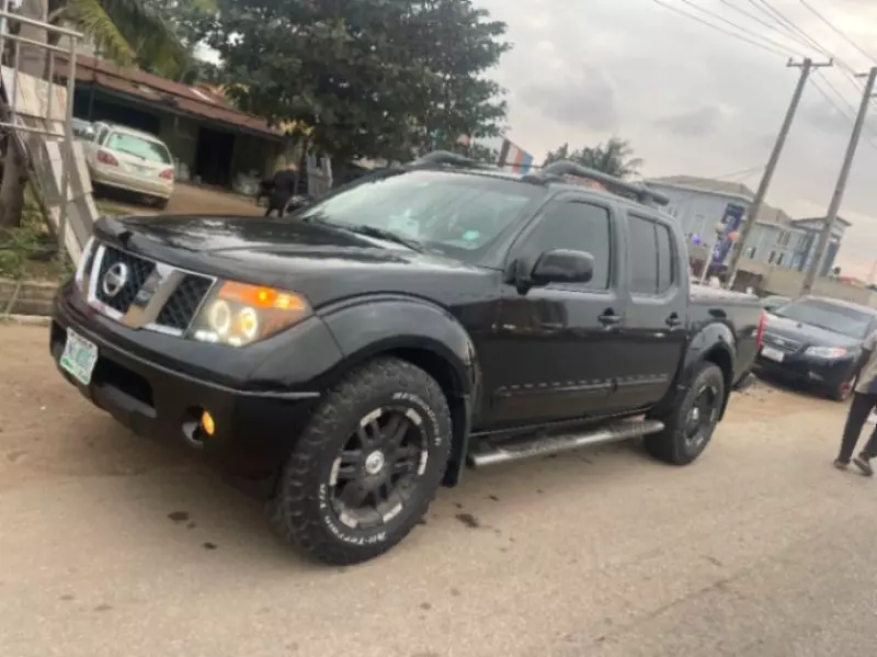 Nissan Frontier   - 2008