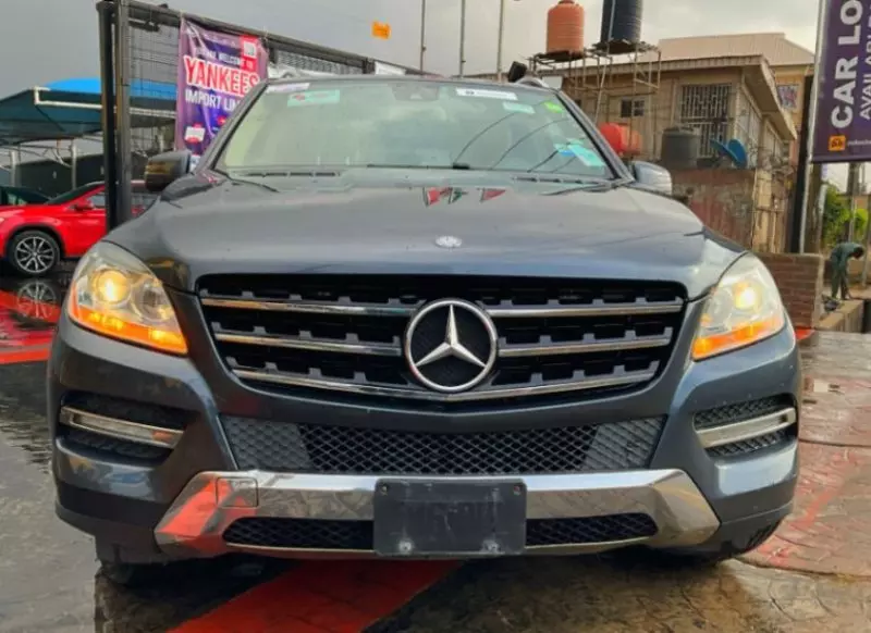 Mercedes-Benz ML 350   - 2012