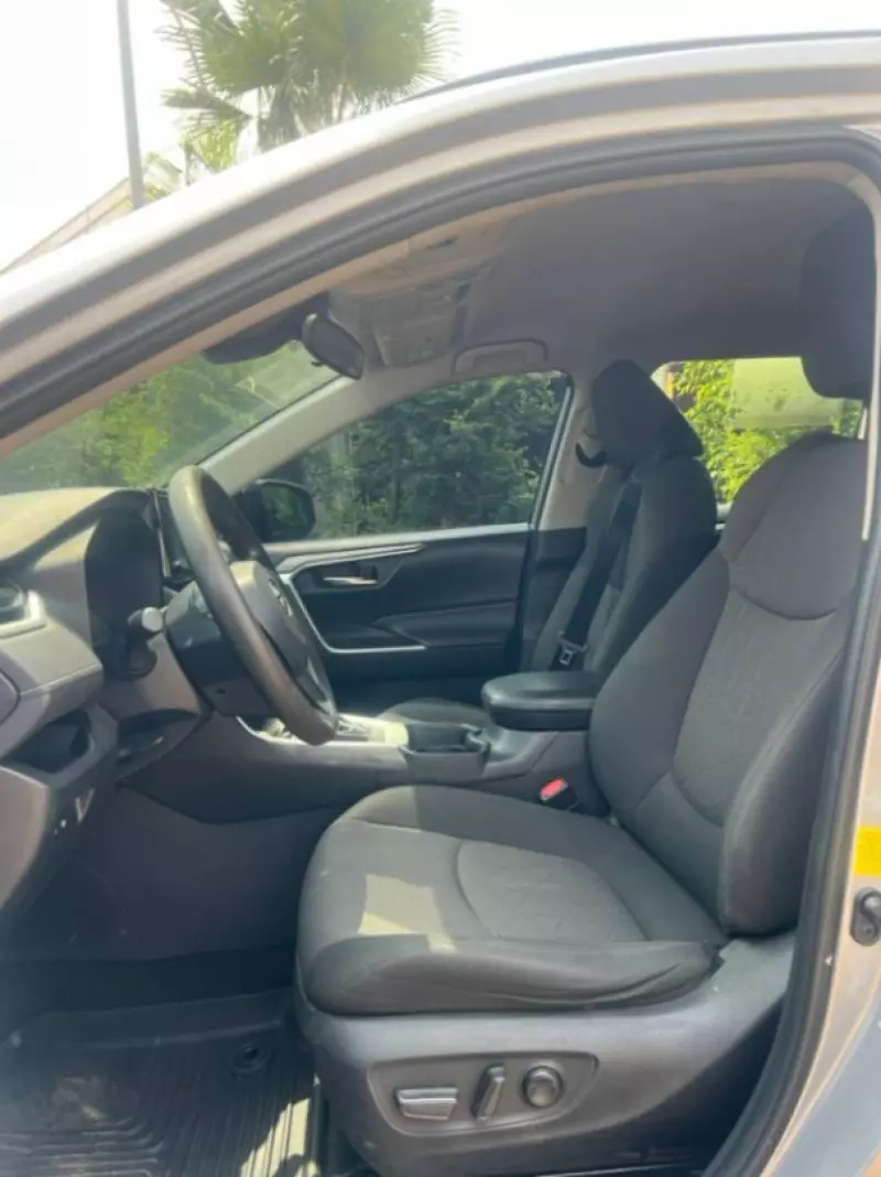 Toyota RAV 4   - 2021