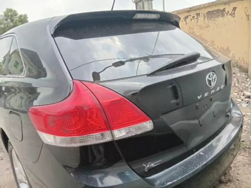 Toyota Venza   - 2010