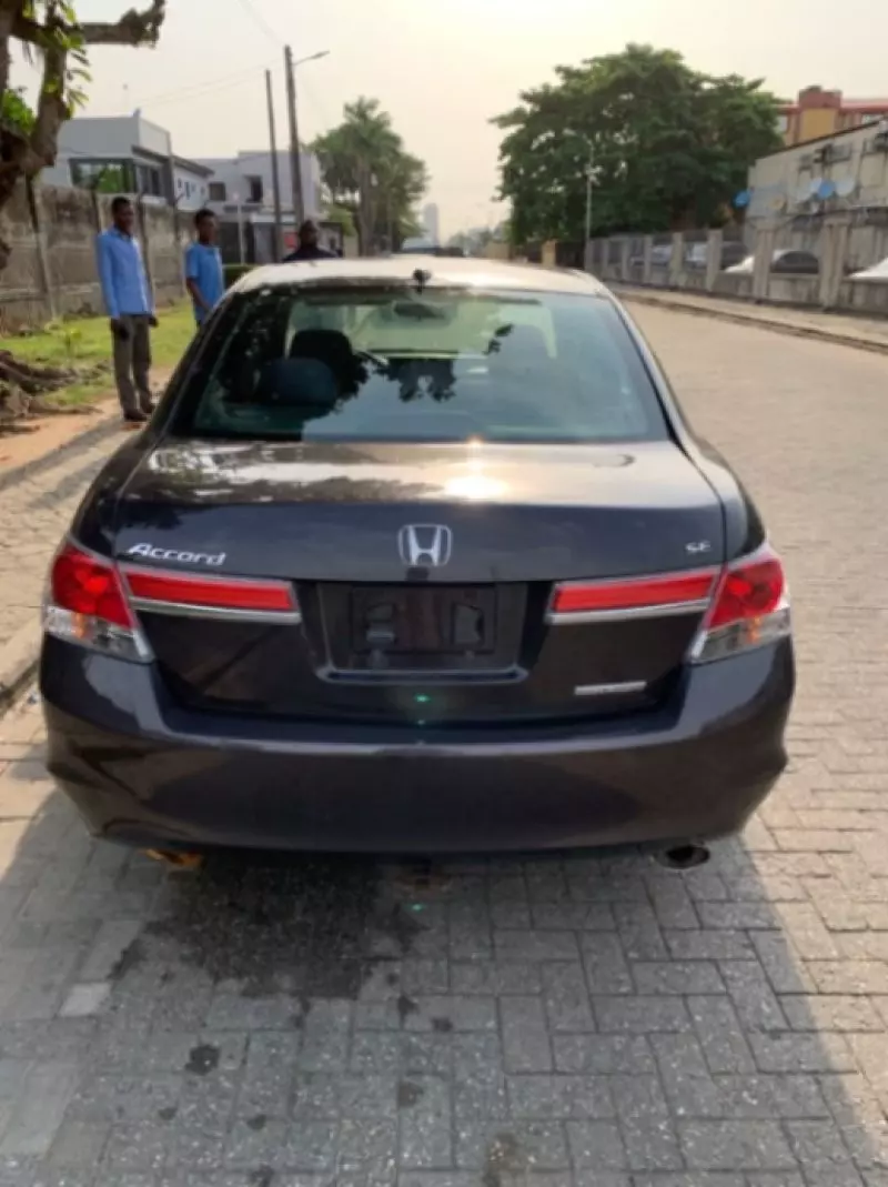 Honda Accord   - 2012