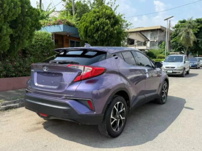 Toyota C-HR   - 2019