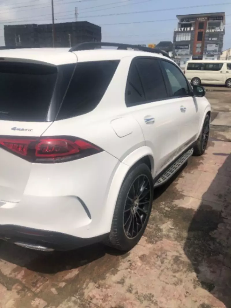 Mercedes-Benz GLE-Class   - 2020