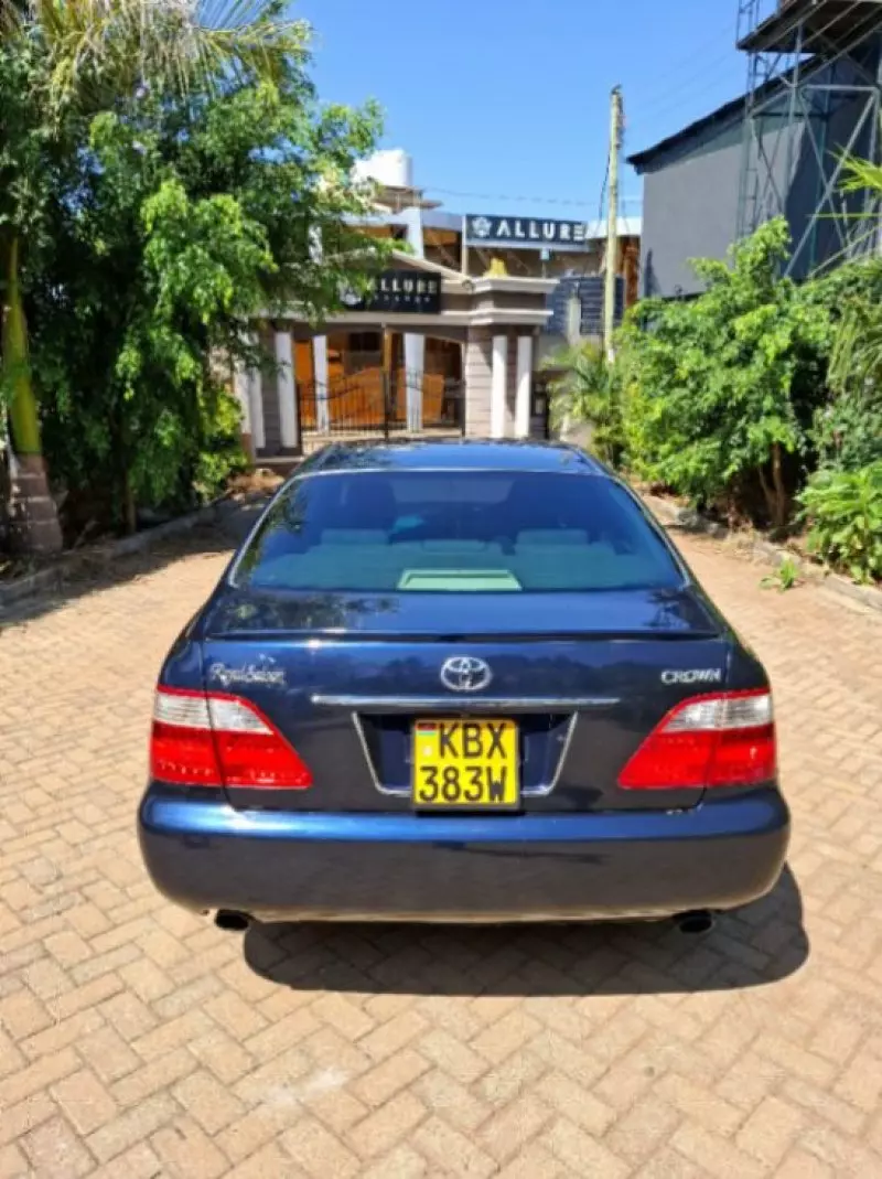 Toyota Fielder    - 2006