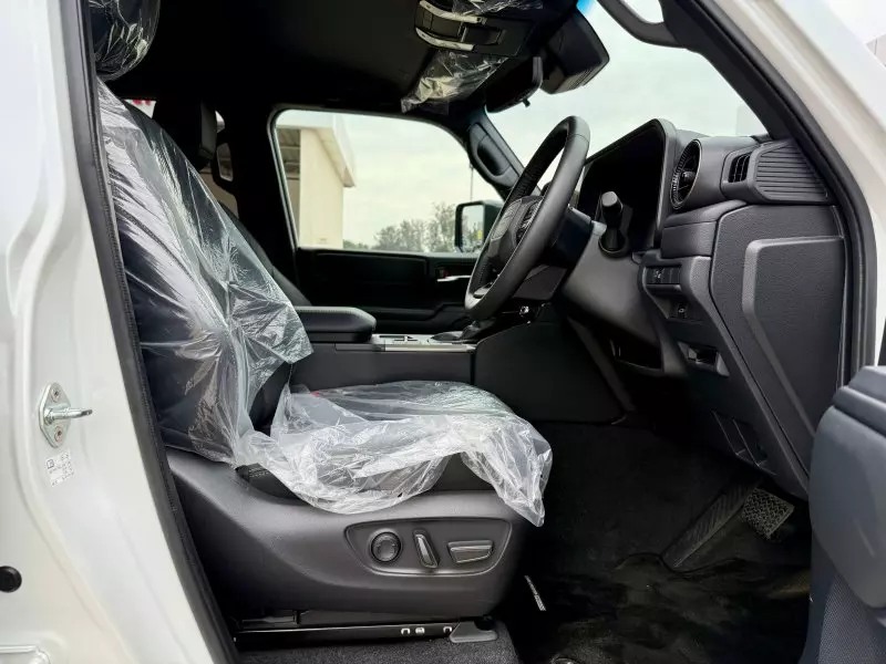 Toyota Landcruiser Prado   - 2024