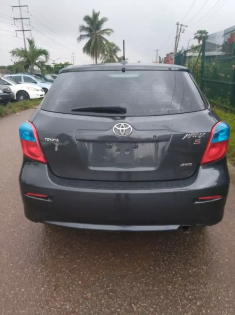 TOYOTA Corolla Matrix - 2009