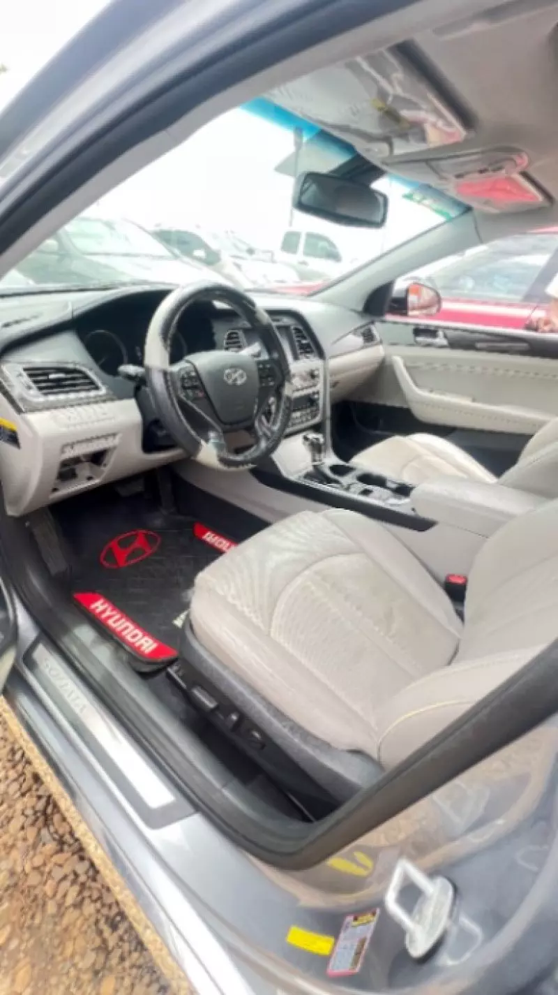 Hyundai Sonata   - 2015