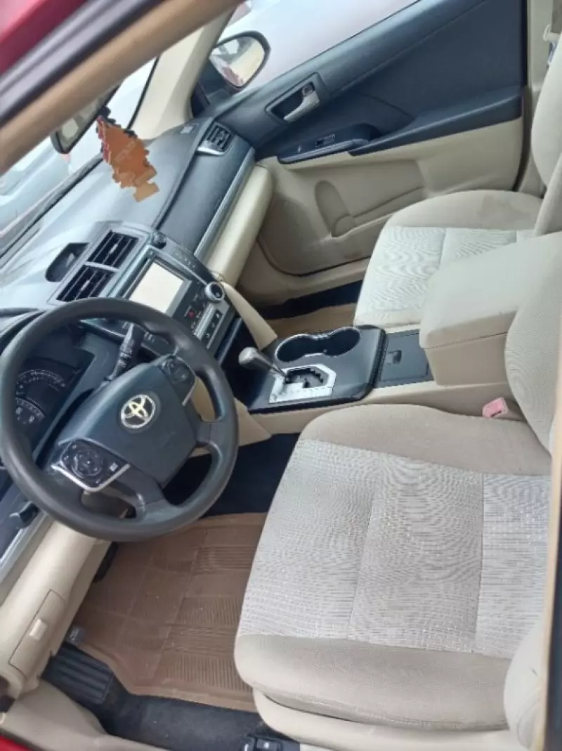 Toyota Camry - 2012