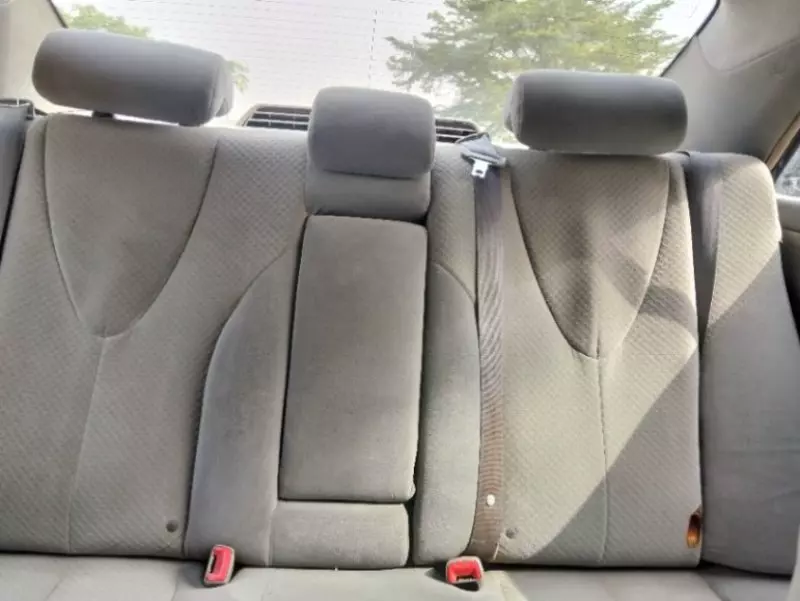 Toyota Camry   - 2009