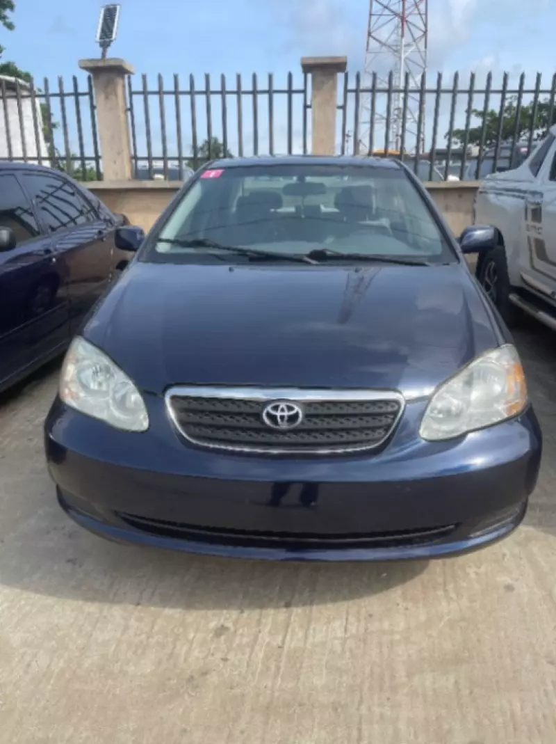 Toyota Corolla   - 2007