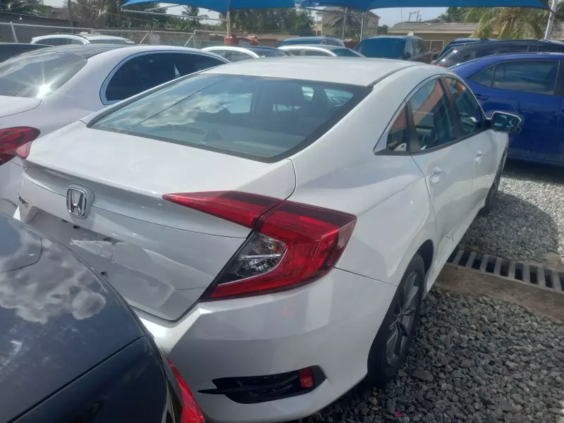 Honda Civic   - 2021