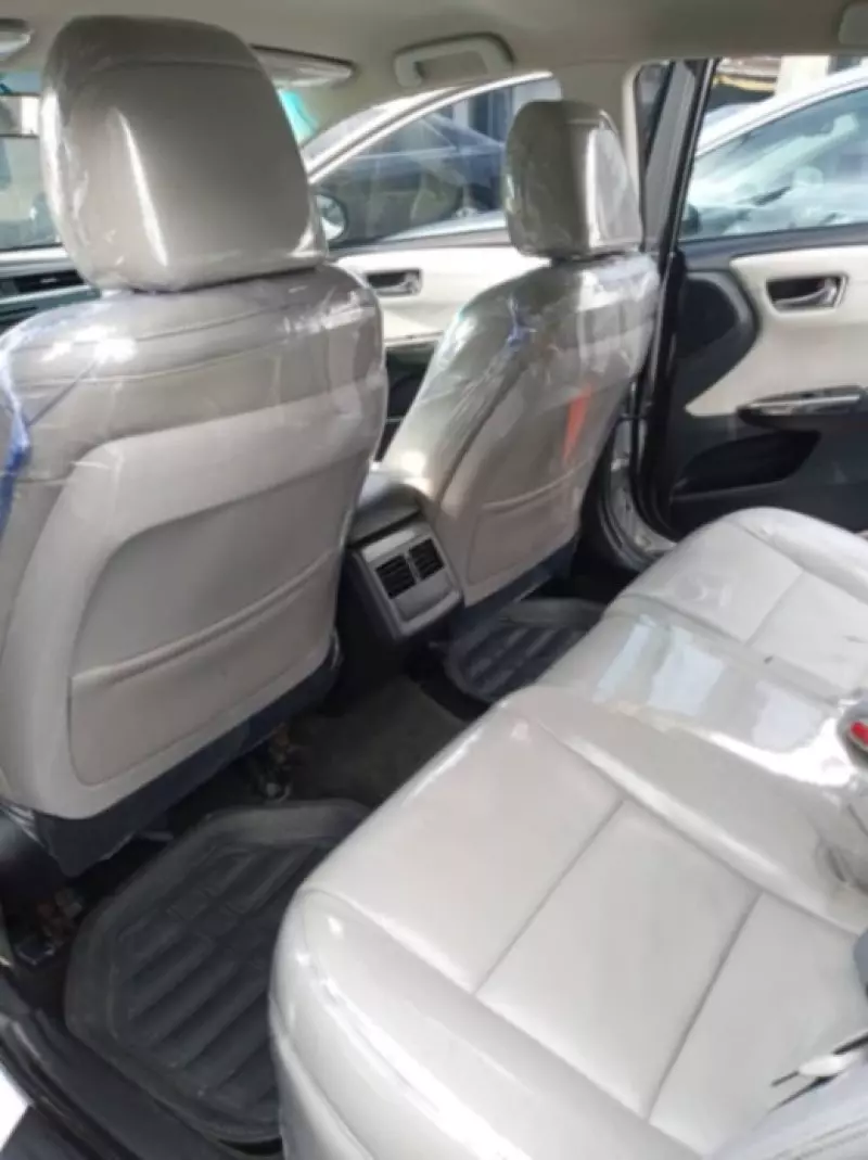 Toyota Avalon   - 2014