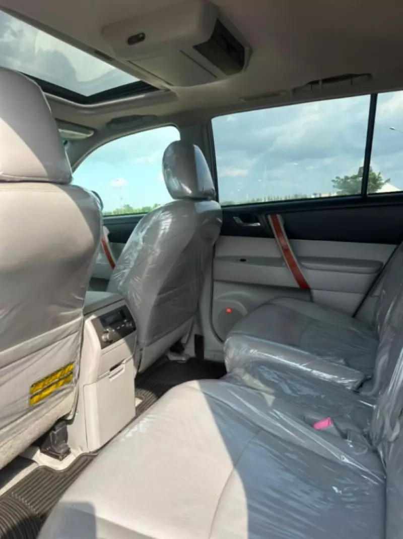 TOYOTA Highlander   - 2009