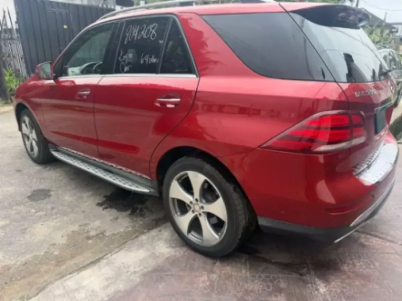 Mercedes-Benz Gle-class   - 2016