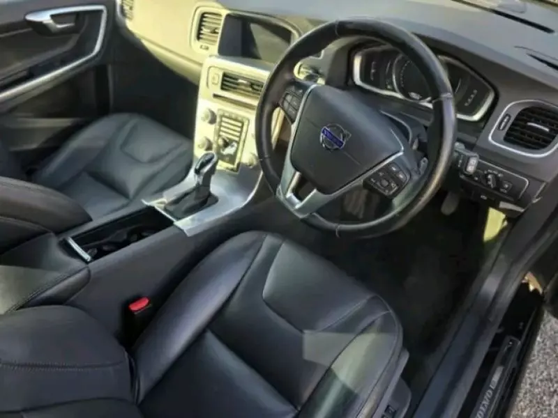 Volvo V60   - 2018