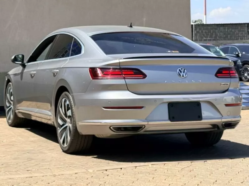 Volkswagen Arteon   - 2018