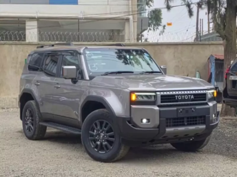 TOYOTA LANDCRUISER VXR - 2024