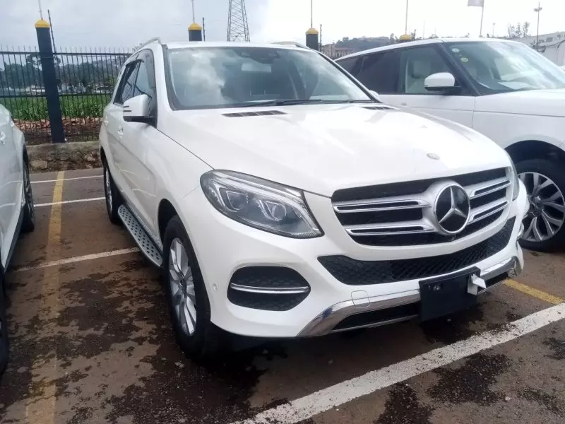 Mercedes-Benz GLE 350   - 2002