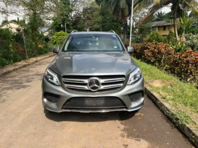 Mercedes-Benz ML 350   - 2012