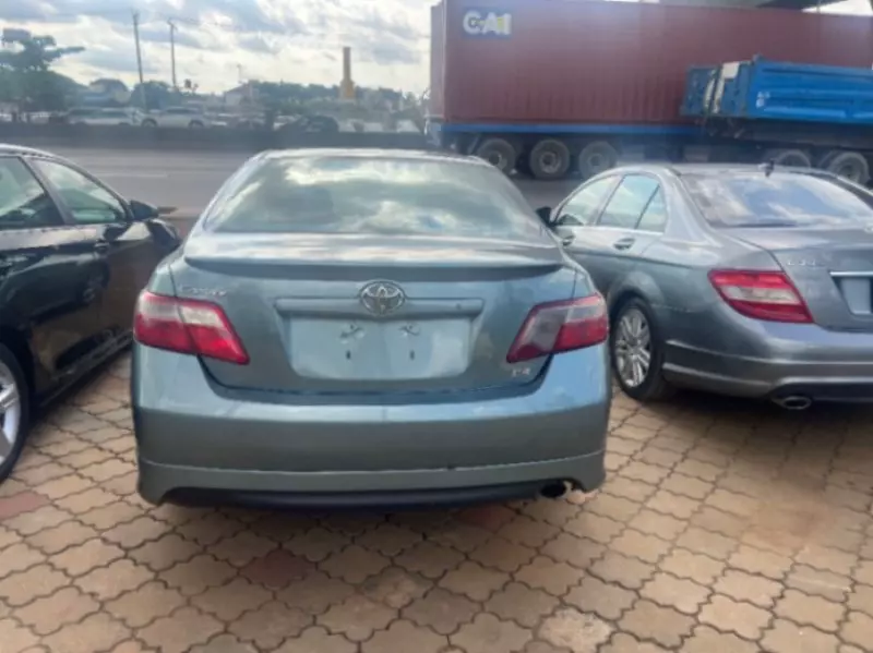 TOYOTA Camry - 2007