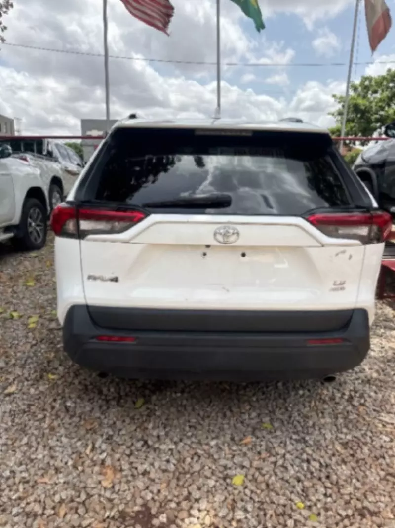 Toyota RAV4   - 2020
