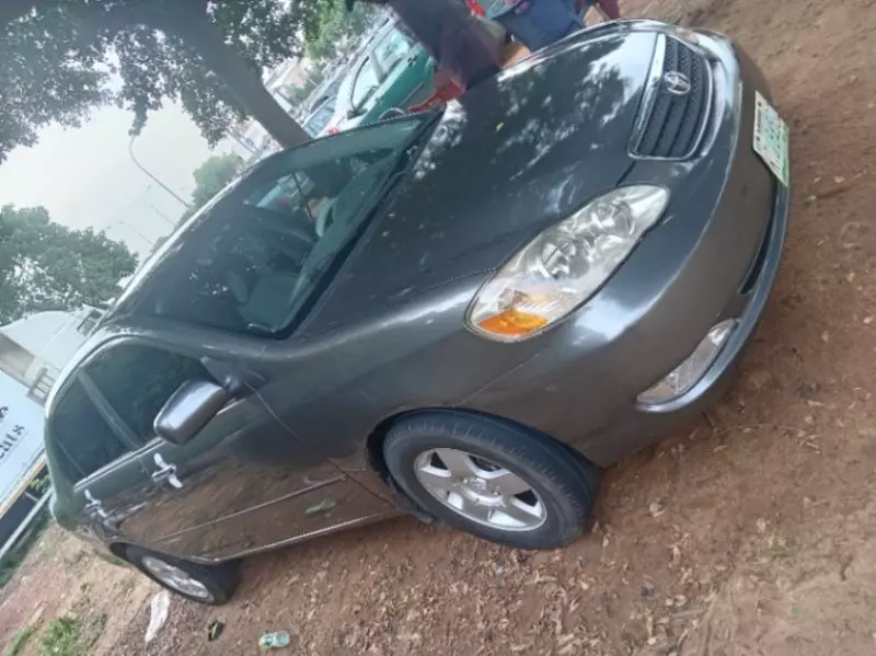 Toyota Corolla   - 2007