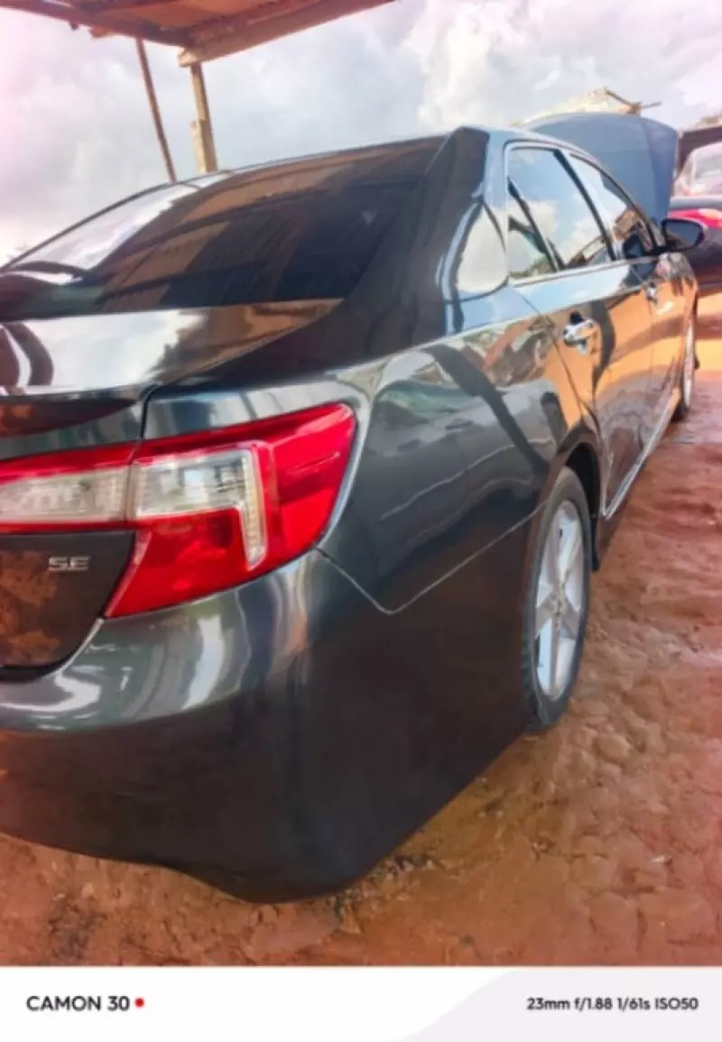 TOYOTA Camry   - 2013